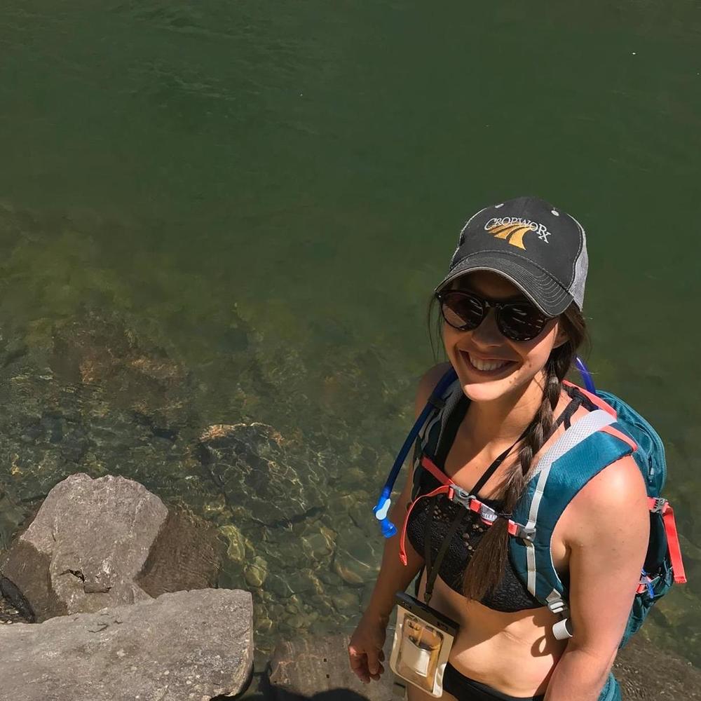 Meet your Posher, Whitney